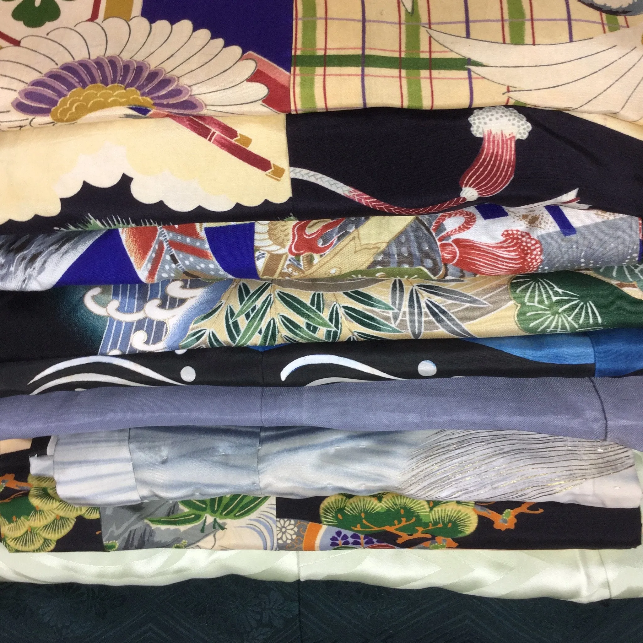 110-BOYS:DISCONTINUED Vintage Japanese Kimonos 10 Lbs Boys Silk Ceremonial Kimonos