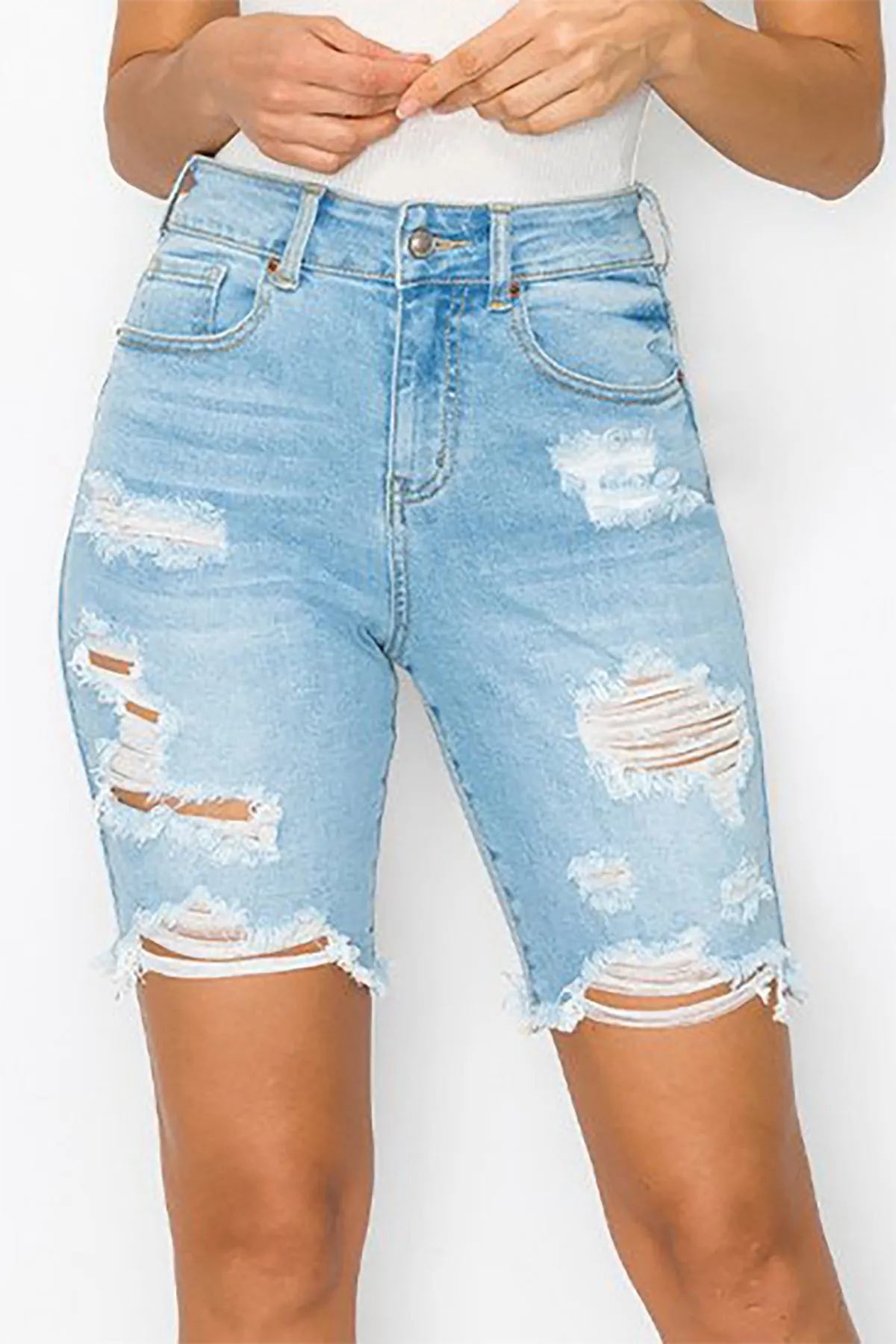 AUTHENTIC DESTRUCTED BOYFRIEND BERMUDA  2-2-2