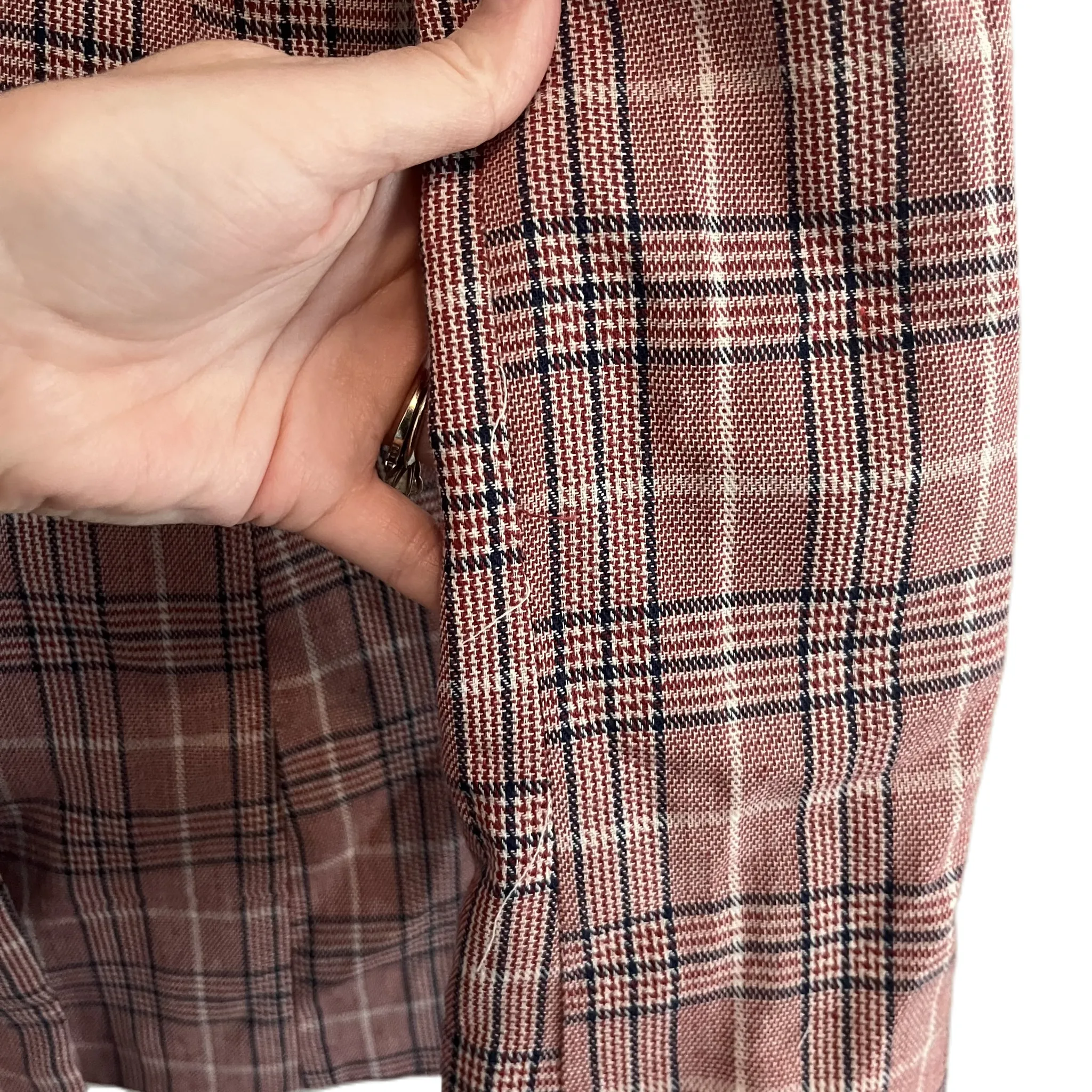 Blazer By Clothes Mentor In Plaid Pattern, Size: M