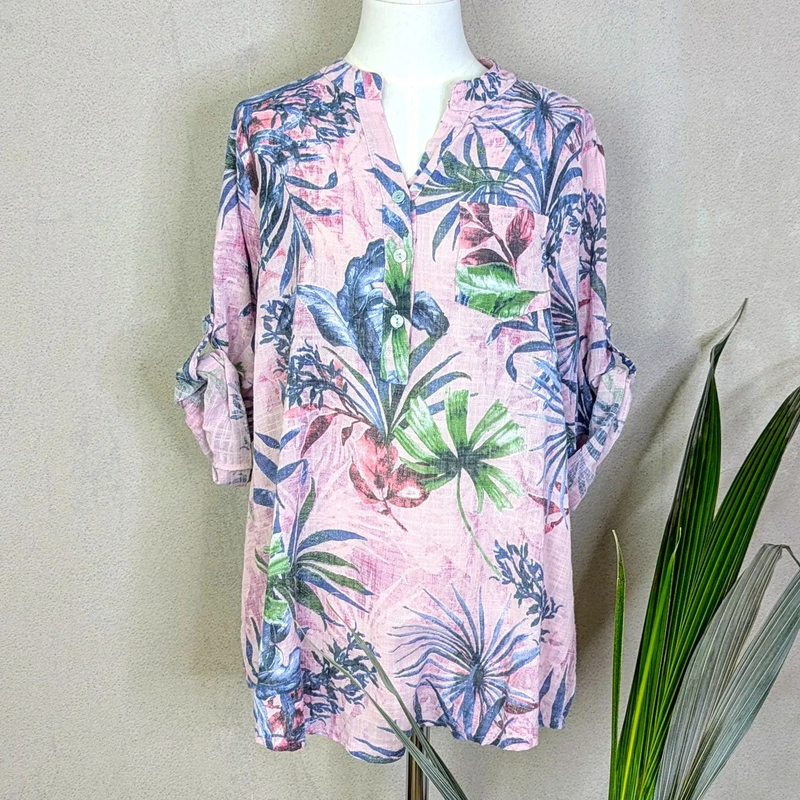 Collarless cotton shirt with palm foliage print (M)