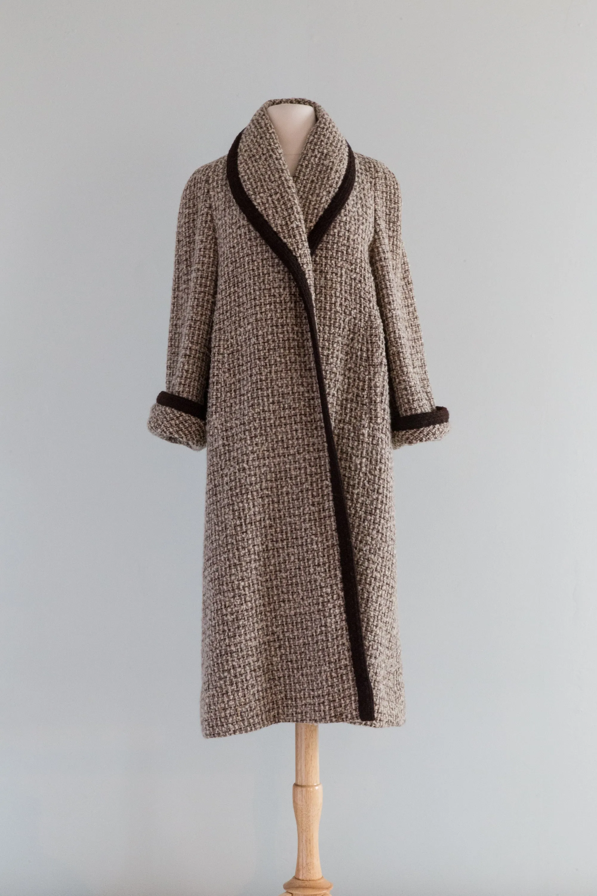 Elegant 1950's Forstmann Wool Tweed Long Line Swing Coat / Medium