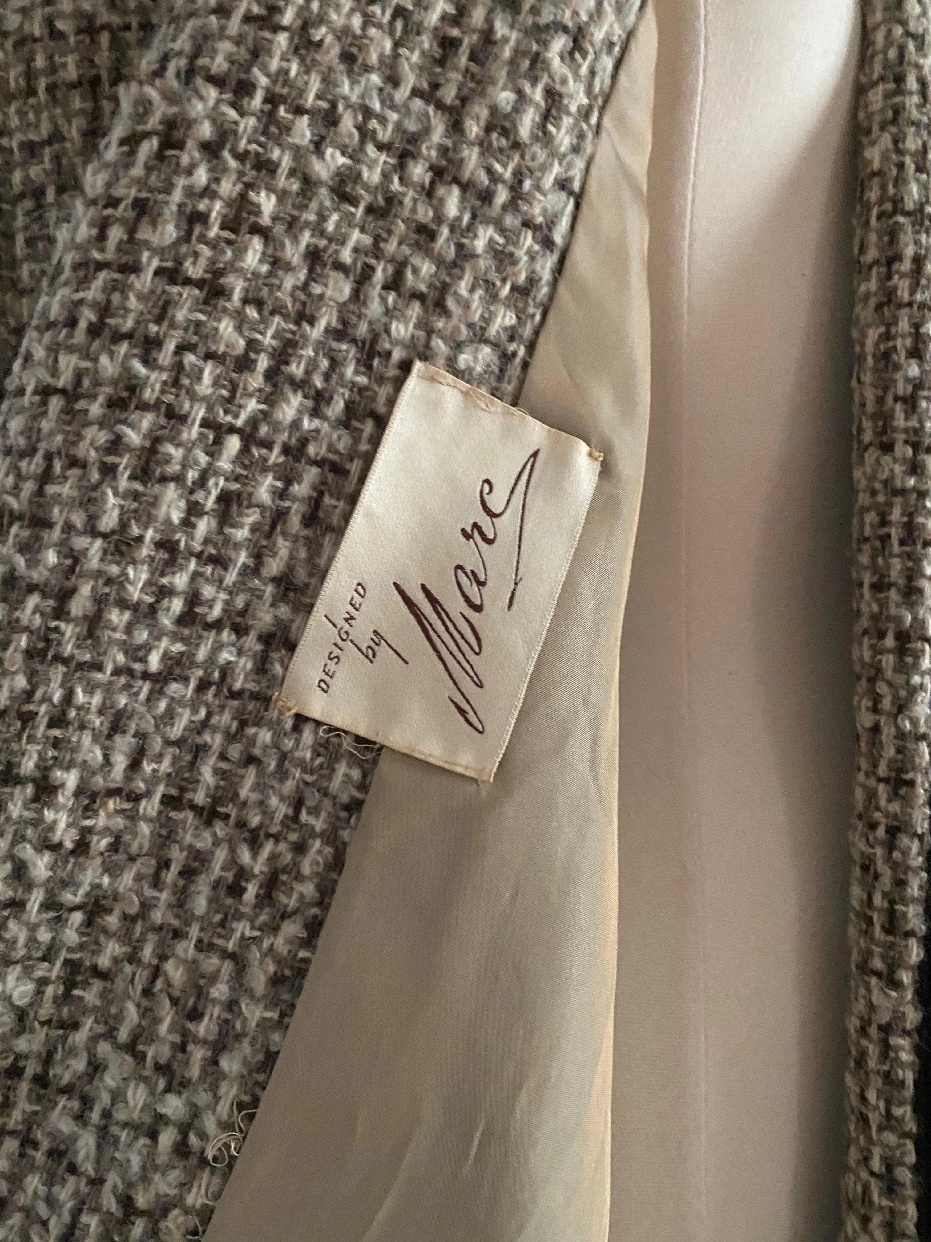 Elegant 1950's Forstmann Wool Tweed Long Line Swing Coat / Medium