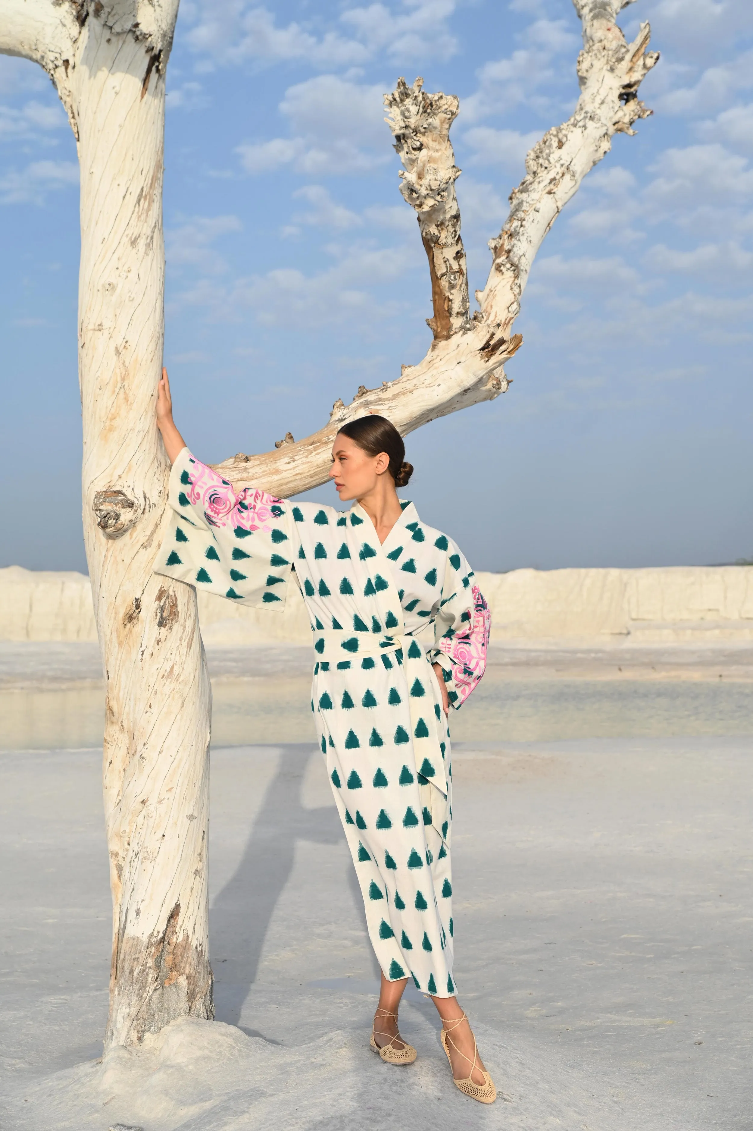 Emerald Savannah Naya Kimono