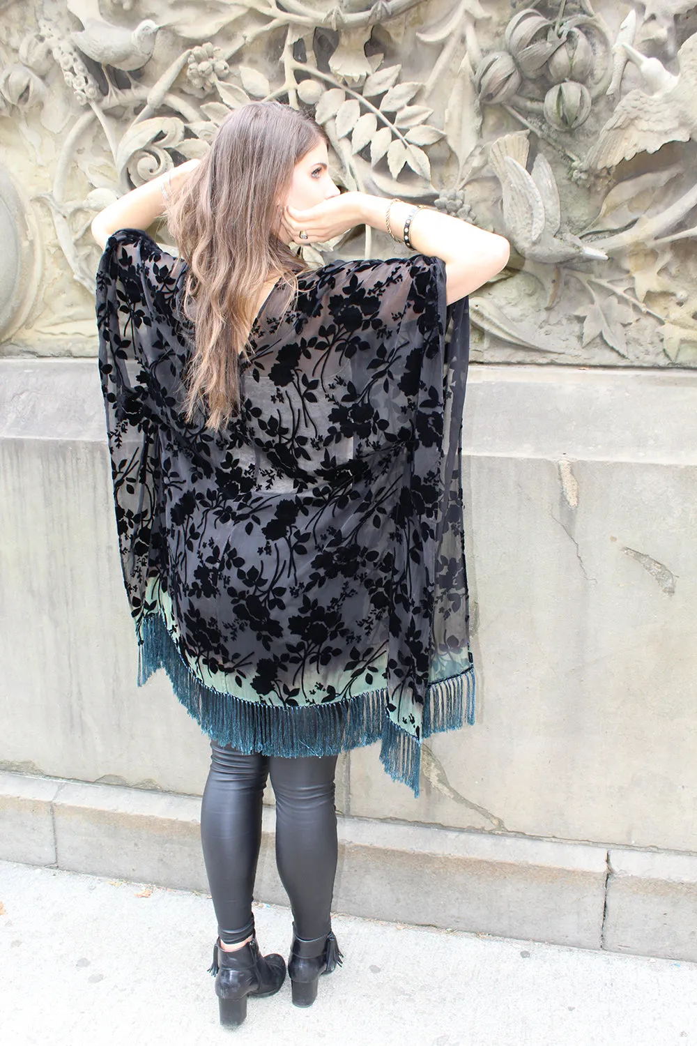 Hibiscus Kimono