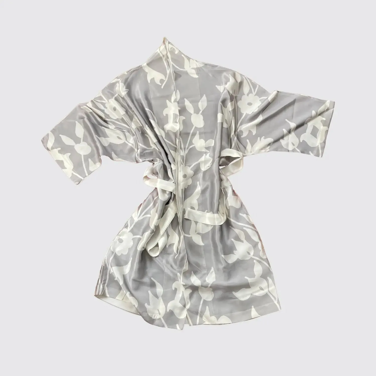 Kimono Silk Robe - Grey With White Foliage