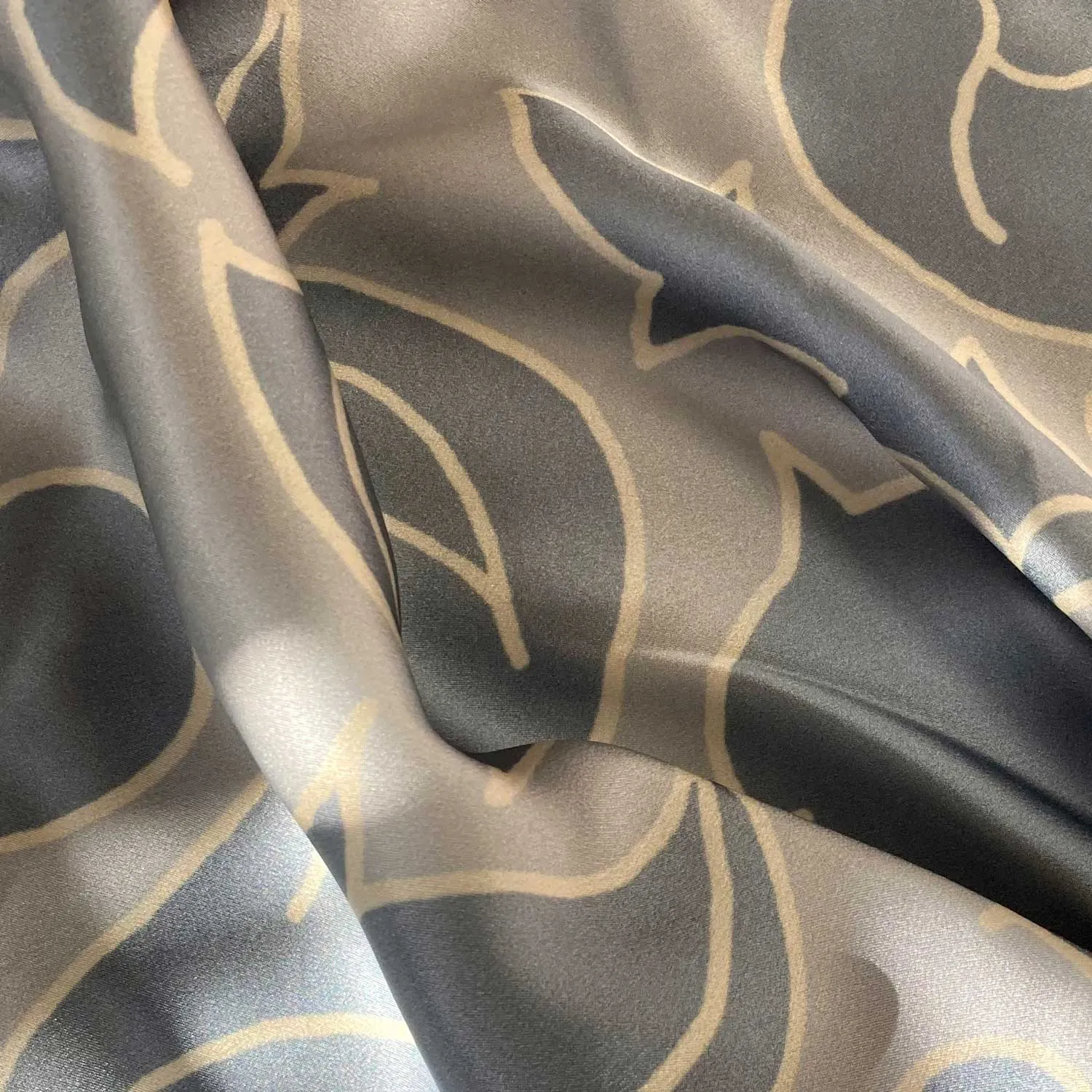 Kimono Silk Robe - Hummingbird Damask Blue on Blue