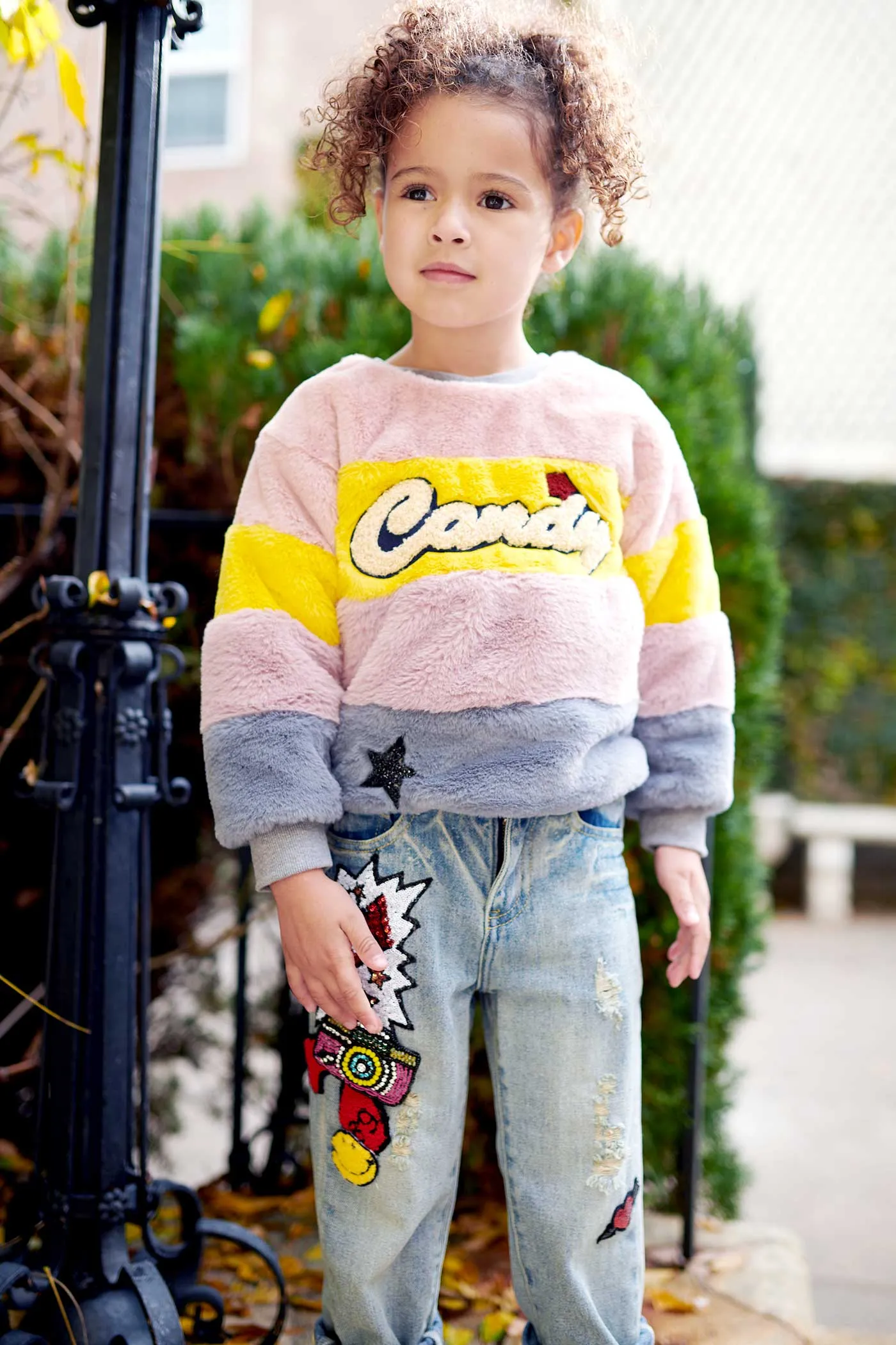 Little Girls Medium Wash Distressed Comic Book Sequin Patch Relaxed Fit Boyfriend Jeans