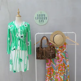 Reverse Daisies | Vintage 1960s 1970s Green and white daisy print Dress and Matching Jacket