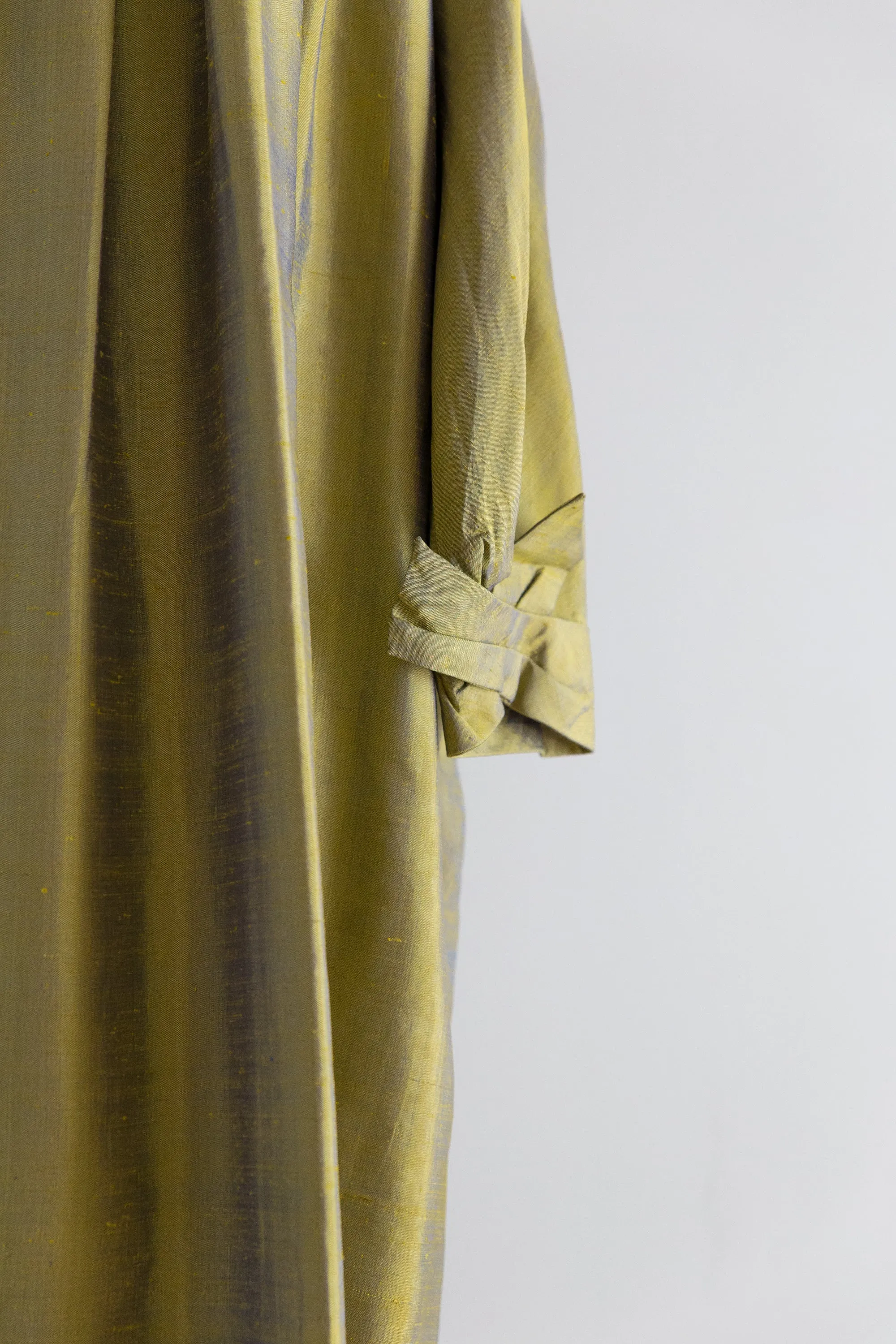 Stunning 1950's Star of Siam Iridescent Autumn Green Silk Cocoon Coat / ML