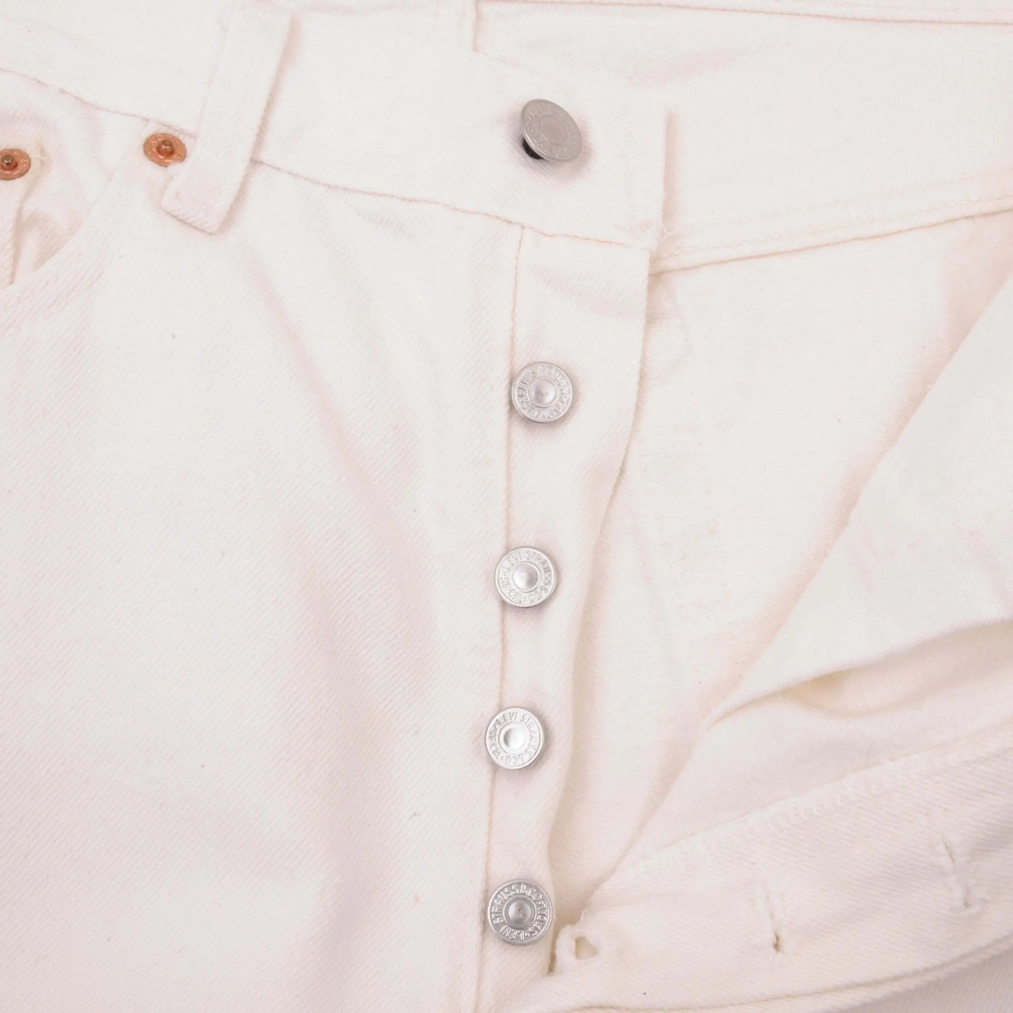 VINTAGE LEVIS 501 WHITE JEANS 1980S W33 L34 MADE IN USA